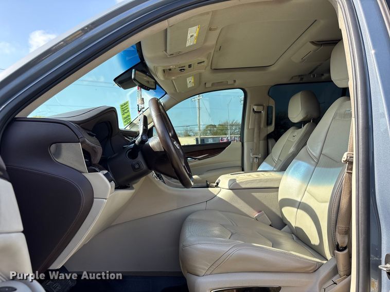 image for item EU7418 2016 Cadillac Escalade SUV