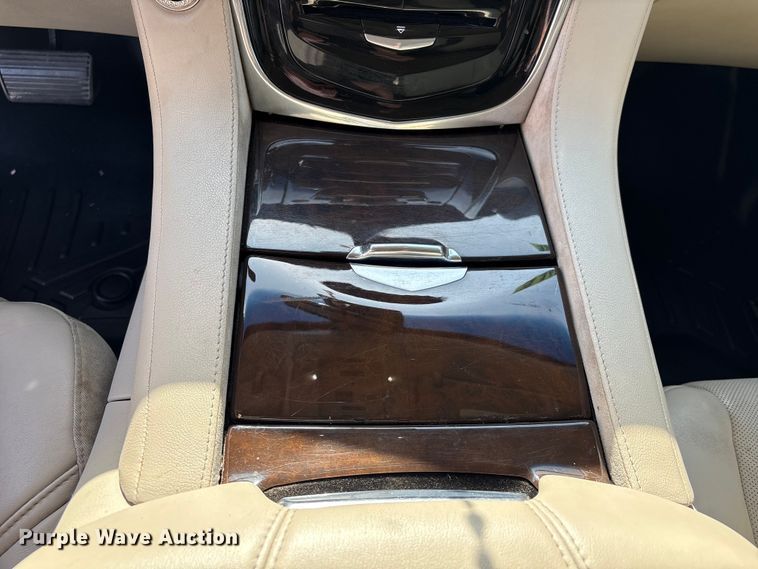 image for item EU7418 2016 Cadillac Escalade SUV