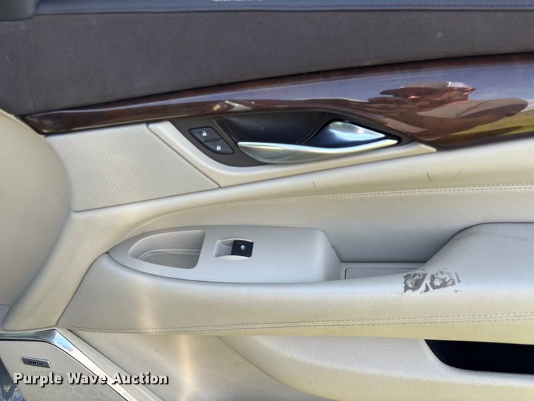 image for item EU7418 2016 Cadillac Escalade SUV