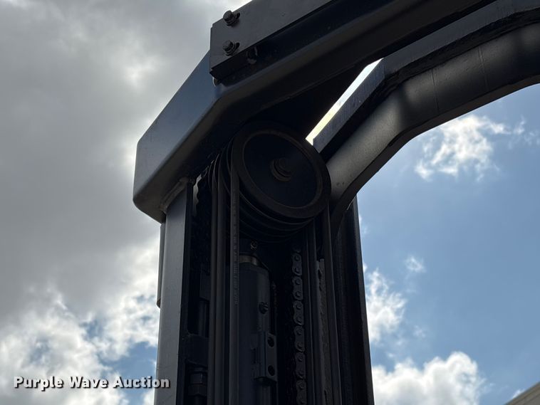 image for item EU7469 2018 Crown SP3520-30 order picker