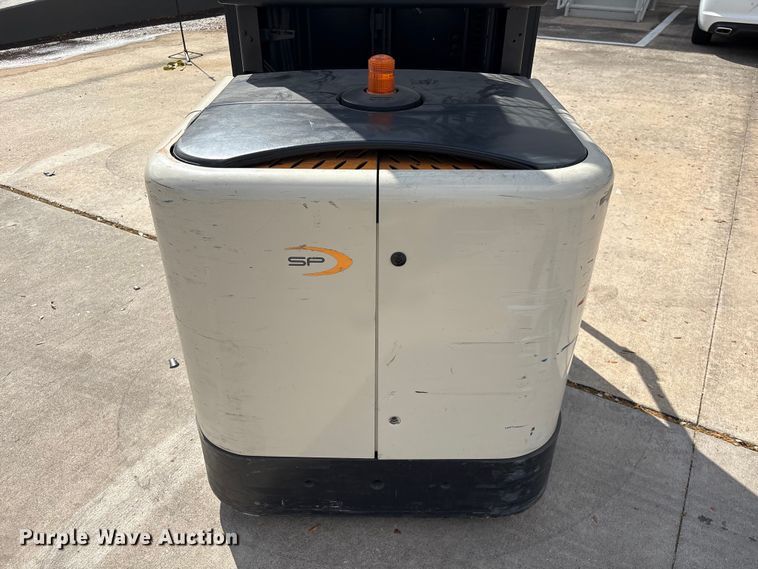 image for item EU7469 2018 Crown SP3520-30 order picker