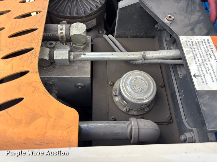 image for item EU7469 2018 Crown SP3520-30 order picker