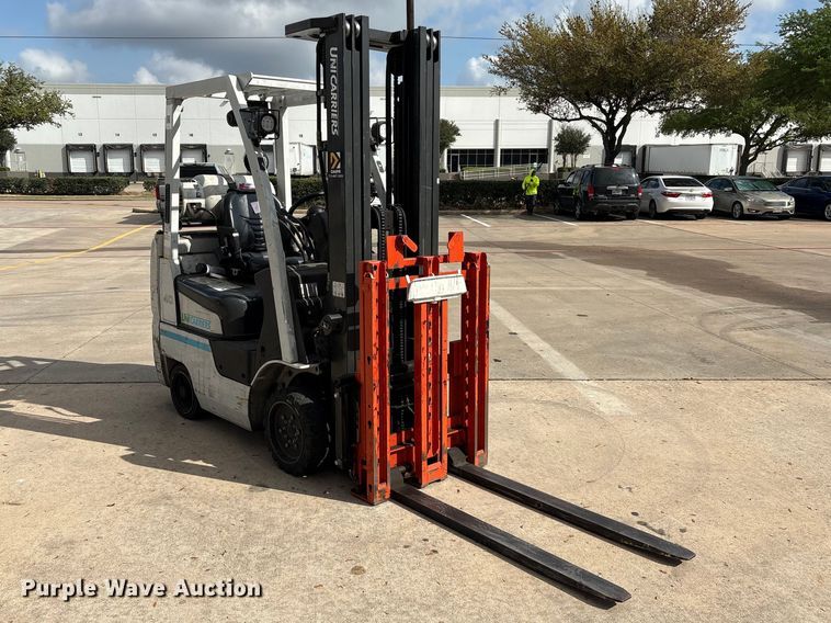 image for item EU7470 2017 UniCarriers CFS40 forklift