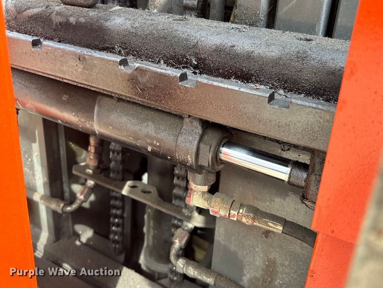 image for item EU7470 2017 UniCarriers CFS40 forklift