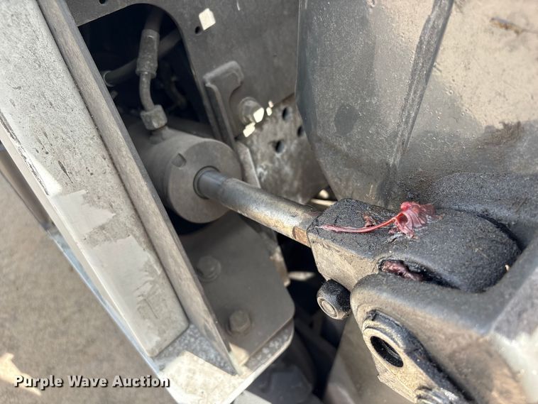 image for item EU7470 2017 UniCarriers CFS40 forklift