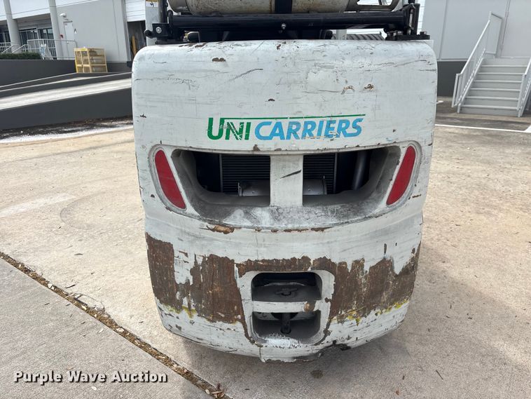 image for item EU7470 2017 UniCarriers CFS40 forklift