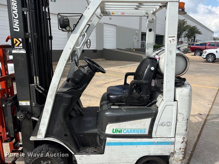 image for item EU7470 2017 UniCarriers CFS40 forklift