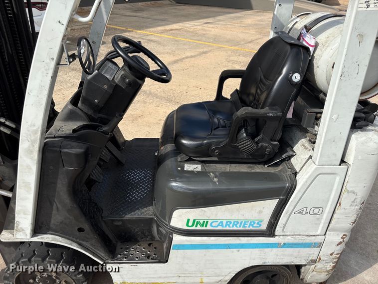 image for item EU7470 2017 UniCarriers CFS40 forklift