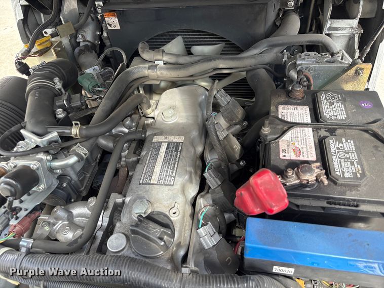 image for item EU7470 2017 UniCarriers CFS40 forklift