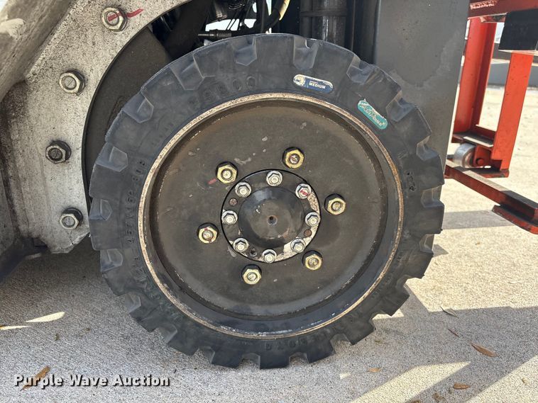 image for item EU7470 2017 UniCarriers CFS40 forklift