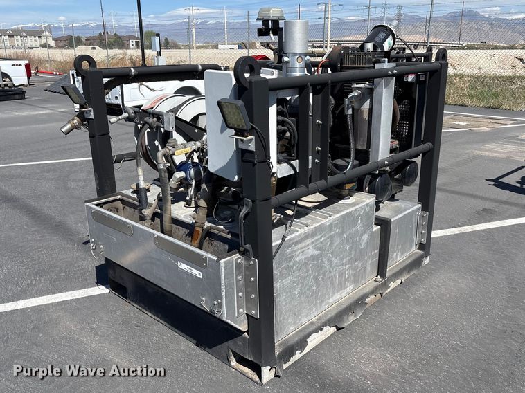 image for item EU8601 Fuel and lube skid