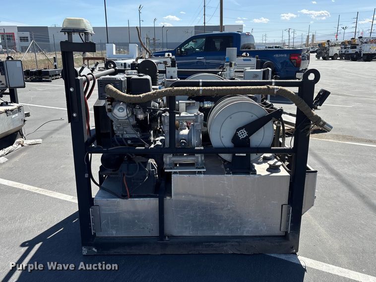 image for item EU8601 Fuel and lube skid