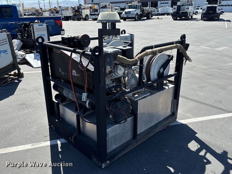 image for item EU8601 Fuel and lube skid