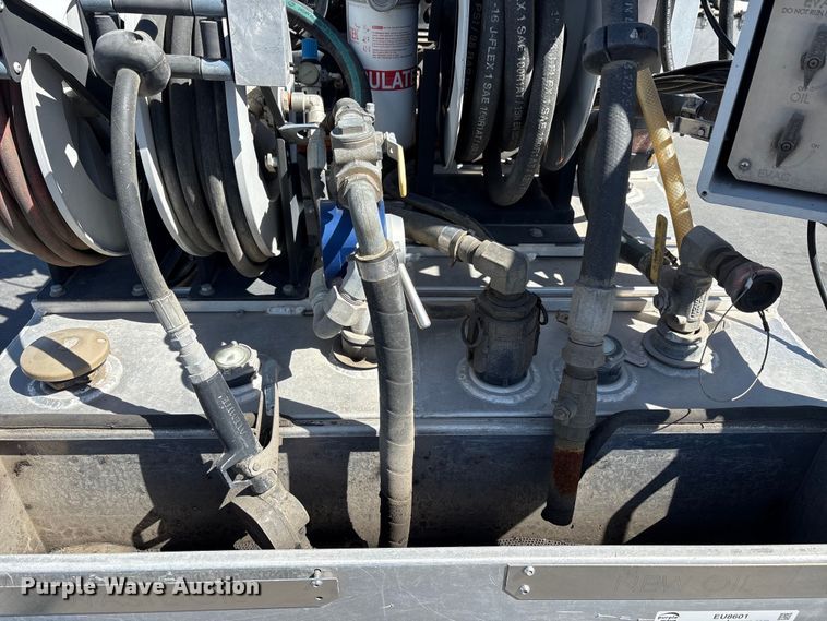 image for item EU8601 Fuel and lube skid