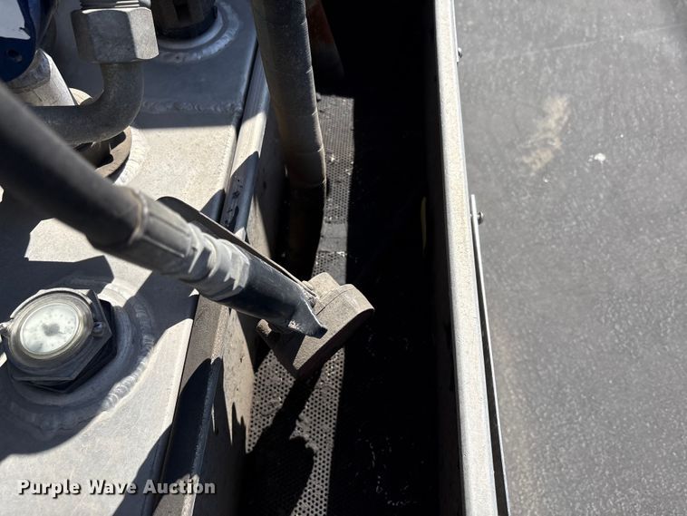 image for item EU8601 Fuel and lube skid