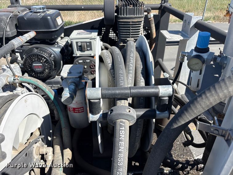 image for item EU8602 Heritage industries lube skid