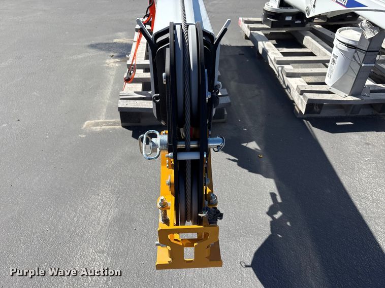 image for item EU8604 2023 Stellar 12621 crane