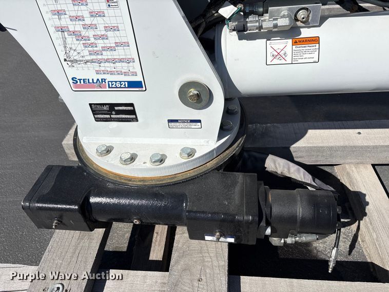 image for item EU8604 2023 Stellar 12621 crane