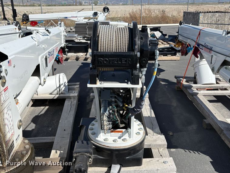 image for item EU8605 2023 Stellar 12621 crane