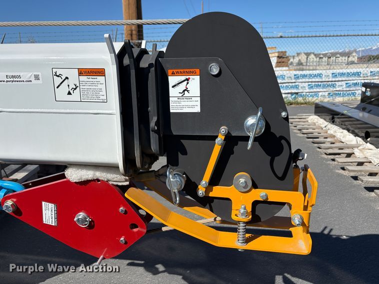 image for item EU8605 2023 Stellar 12621 crane