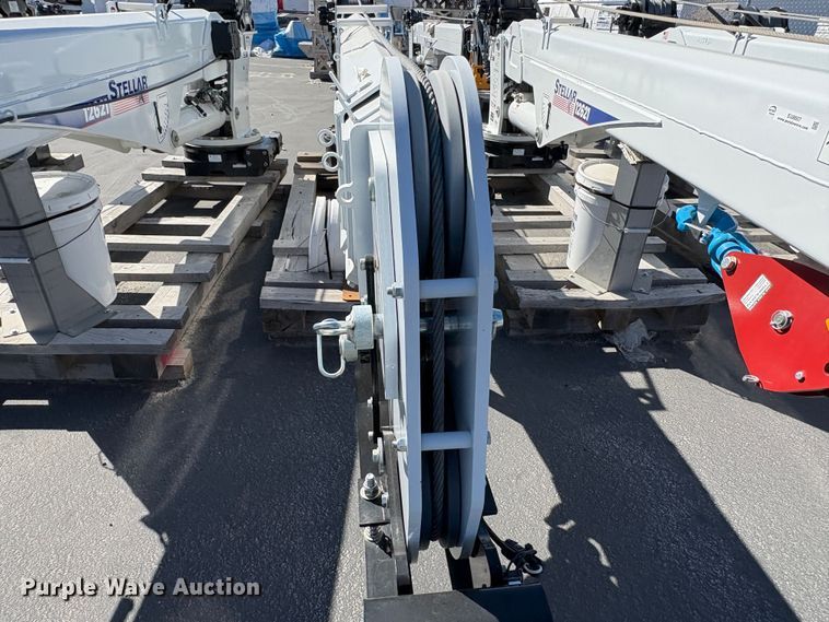 image for item EU8606 2022 Stellar 12621 crane