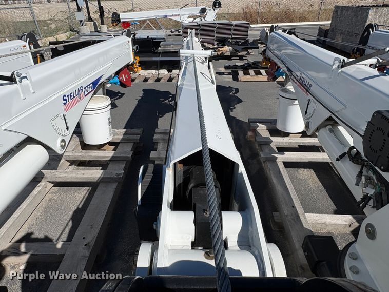 image for item EU8606 2022 Stellar 12621 crane