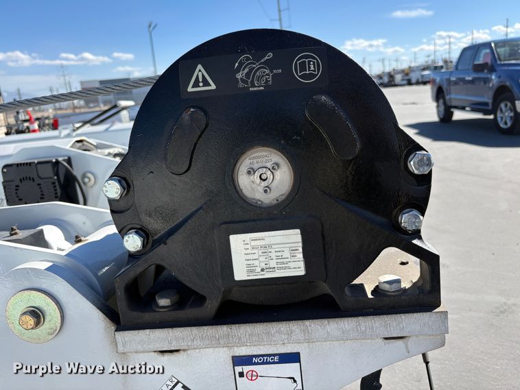 image for item EU8606 2022 Stellar 12621 crane