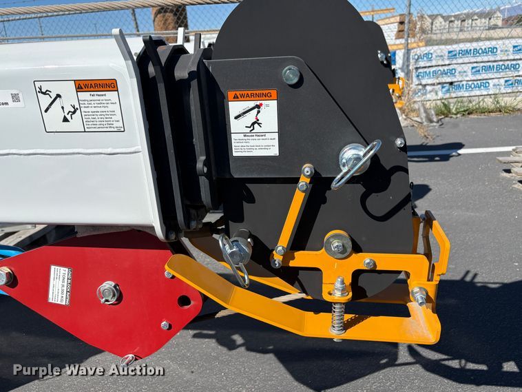 image for item EU8607 2023 Stellar 12621 crane