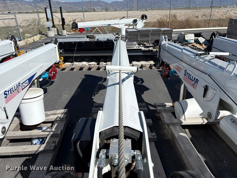 image for item EU8607 2023 Stellar 12621 crane