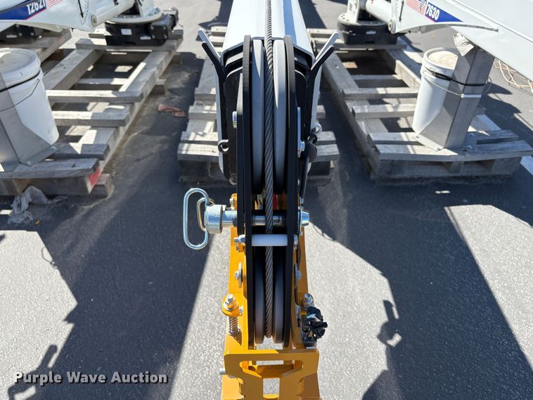 image for item EU8608 2023 Stellar 12621 crane