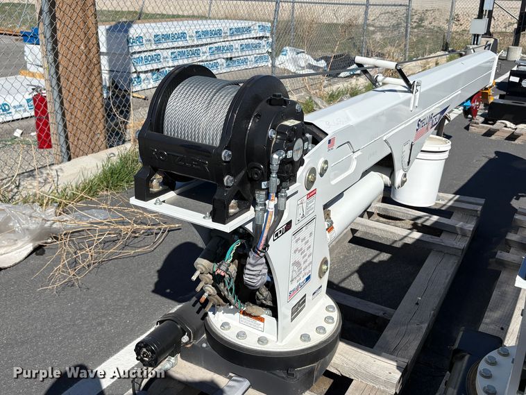 image for item EU8609 2023 Stellar 7630 crane