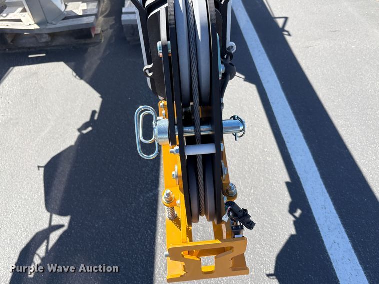 image for item EU8609 2023 Stellar 7630 crane