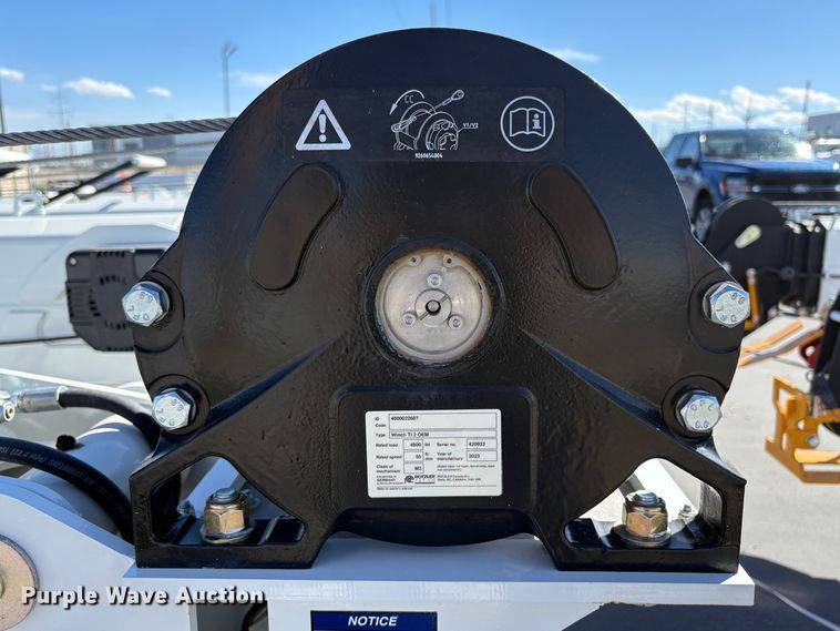 image for item EU8609 2023 Stellar 7630 crane