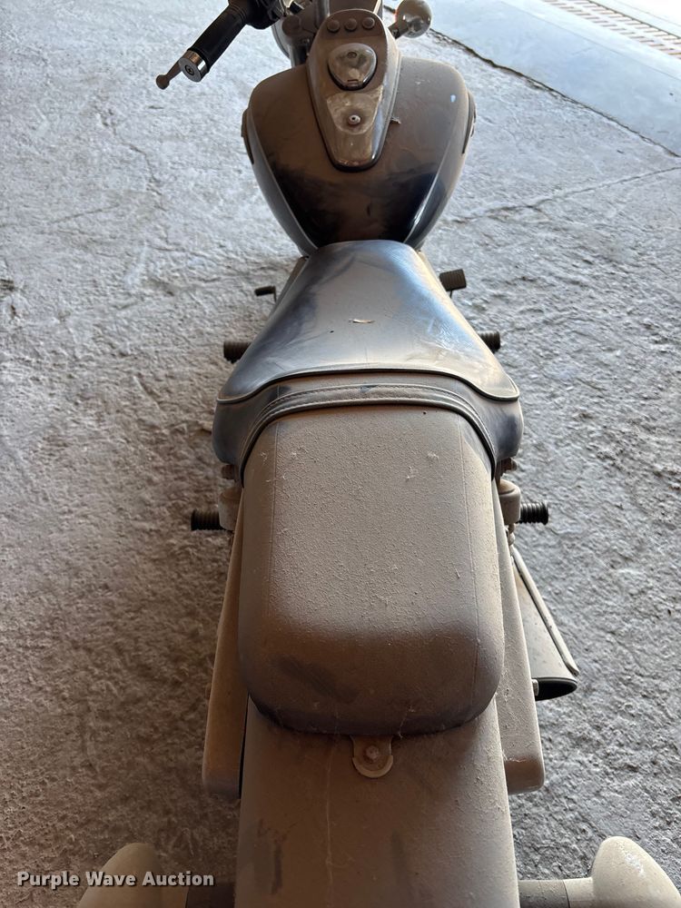 image for item EV2023 2005 Kawasaki Eliminator motorcycle
