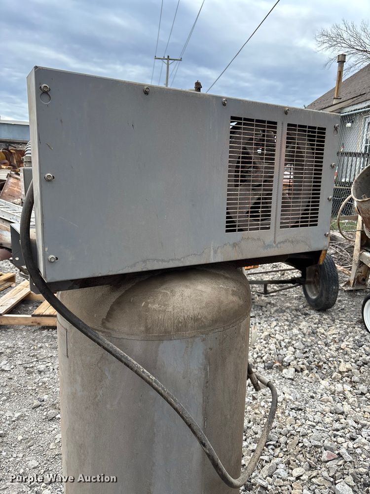 image for item EV2028 Ingersoll Rand T30 air compressor