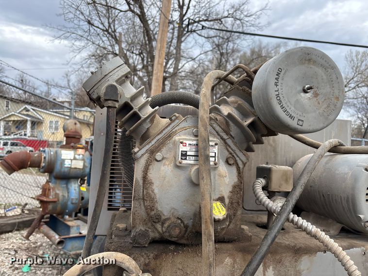 image for item EV2028 Ingersoll Rand T30 air compressor