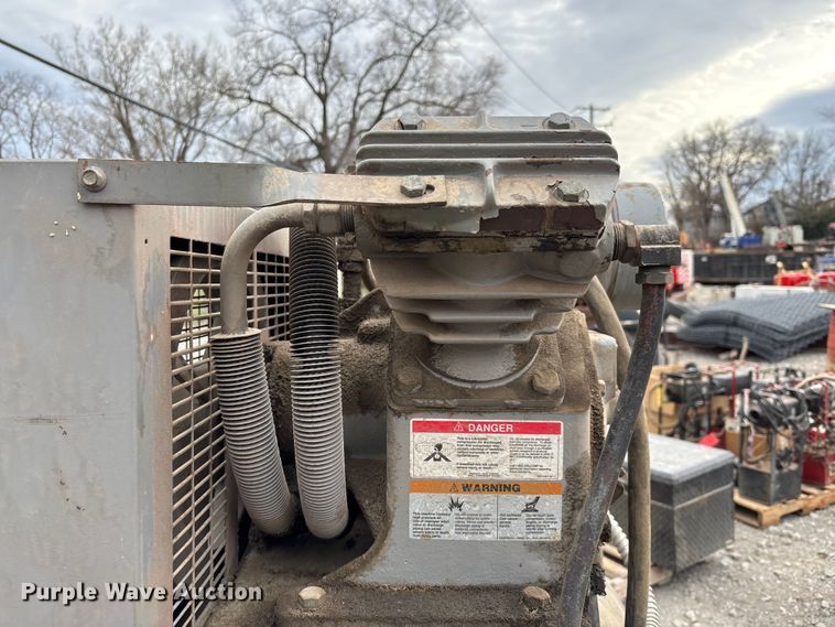 image for item EV2028 Ingersoll Rand T30 air compressor