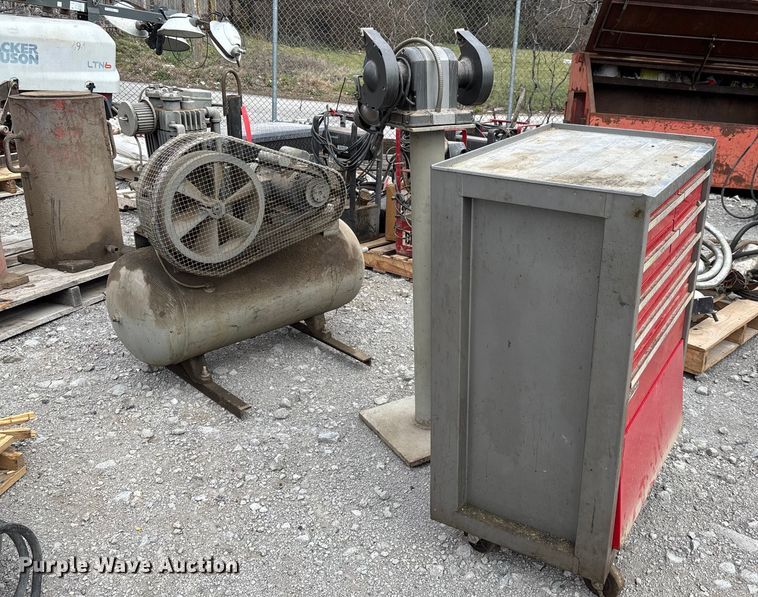 image for item EV2033 Tools