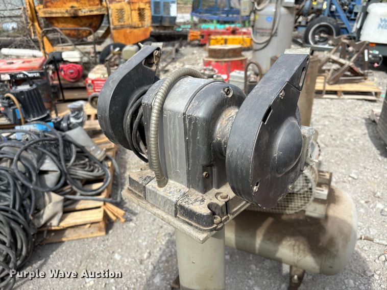 image for item EV2033 Tools