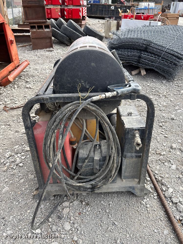 image for item EV2035 Landa pressure washer