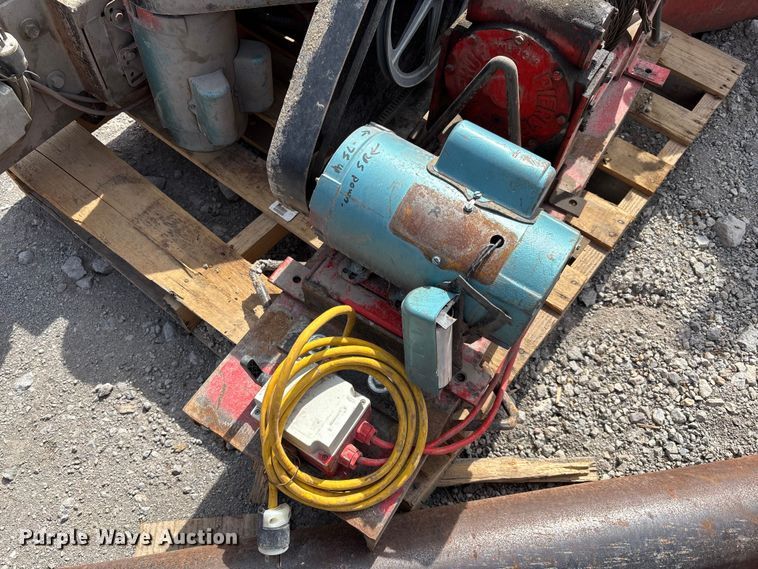 image for item EV2037 Wenches