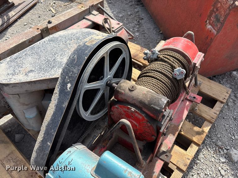 image for item EV2037 Wenches