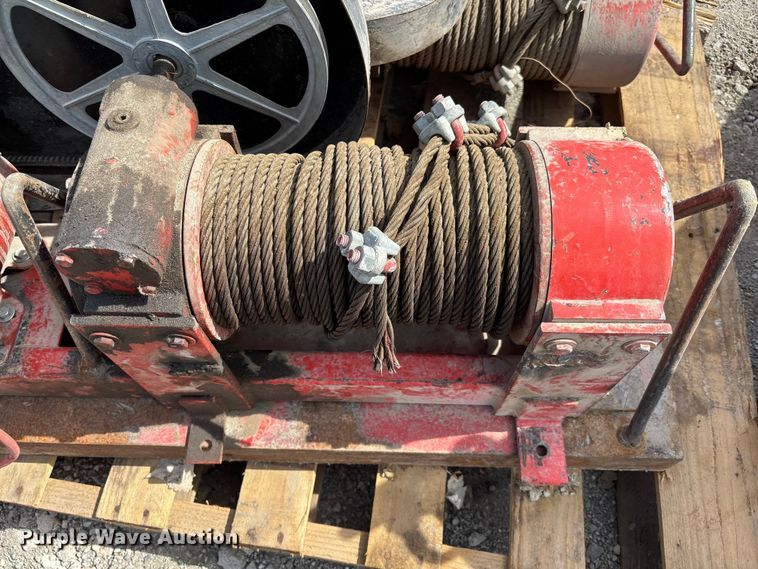 image for item EV2037 Wenches