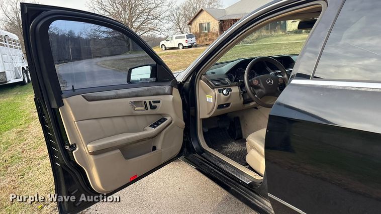 image for item EV2789 2010 Mercedes Benz E Class 