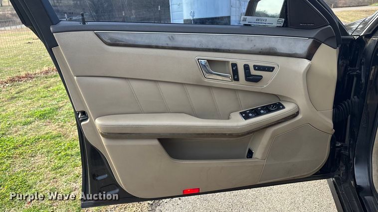 image for item EV2789 2010 Mercedes Benz E Class 