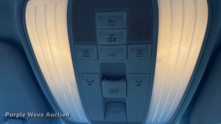 image for item EV2789 2010 Mercedes Benz E Class 