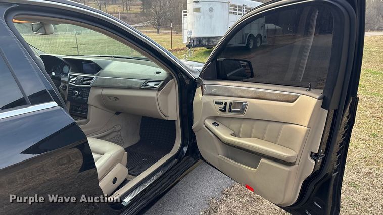 image for item EV2789 2010 Mercedes Benz E Class 