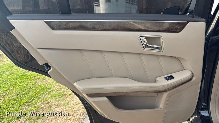 image for item EV2789 2010 Mercedes Benz E Class 