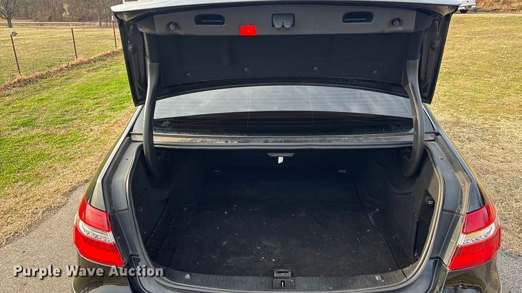 image for item EV2789 2010 Mercedes Benz E Class 