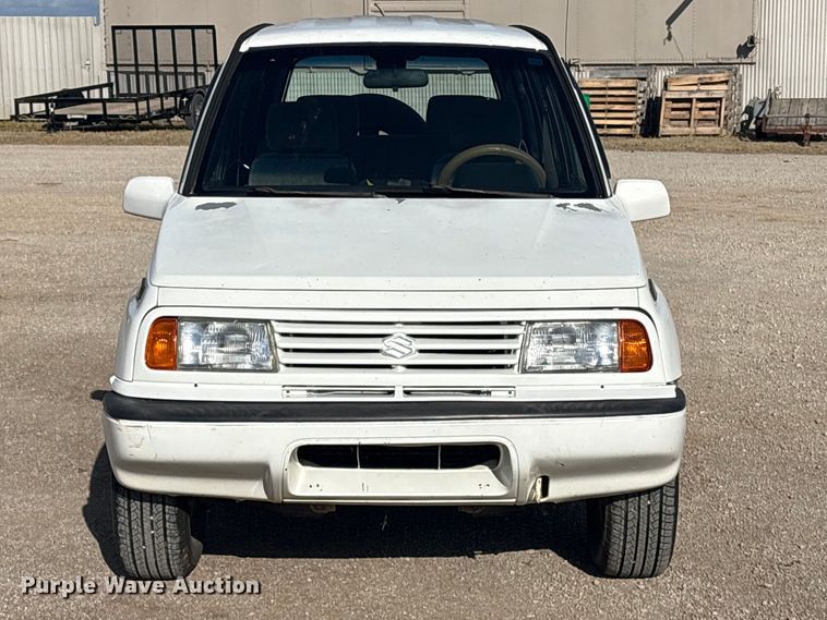 image for item EV2838 1995 Suzuki Sidekick SUV